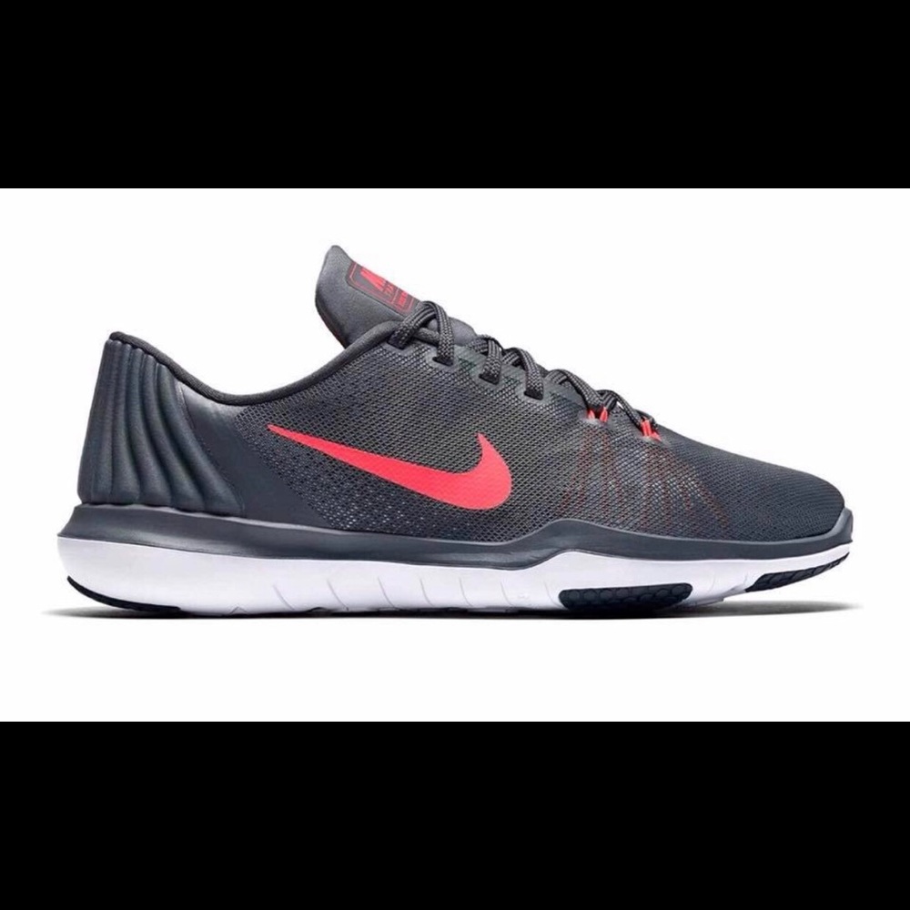 BRAND NEW AUTHENTIC NIKES! - Picture 6 of 8